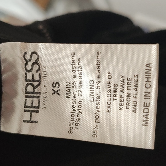 Heiress Beverly Hills Elegant Black Evening Dress. - Picture 11 of 16